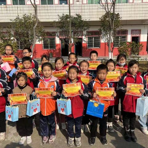 以赛促学，以赛促“减” ——向塘镇中心小学写字比赛