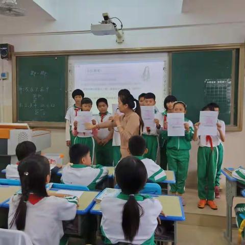 齐心聚力量，教研促成长——记五年级数学科组十一月份教研活动