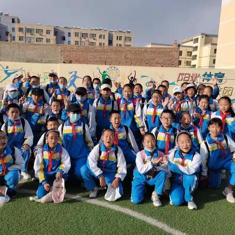 “走进科普  拥抱自然”东关小学五四班研学之旅报道