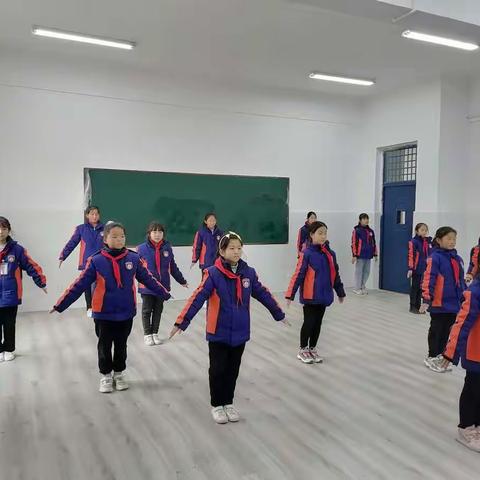 【汝阳县第五实验小学】心悦舞兮社团，牛年新篇章