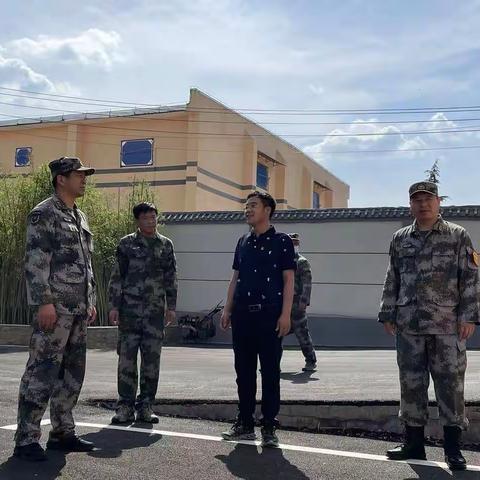 洛阳军分区谢凤义处长到樊村镇对基层武装部规范化建设情况进行调研