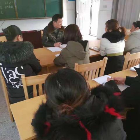 时刻在学习 永远在路上 ---刘老庄中心小学语文教研活动