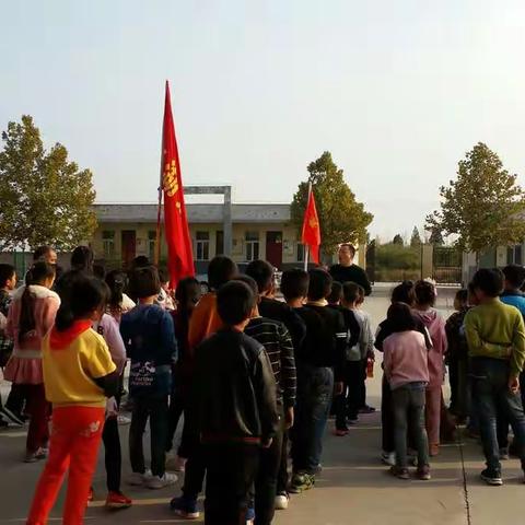 安阳市殷都区洪河屯乡张湖顶小学“迎重阳”节日主题活动