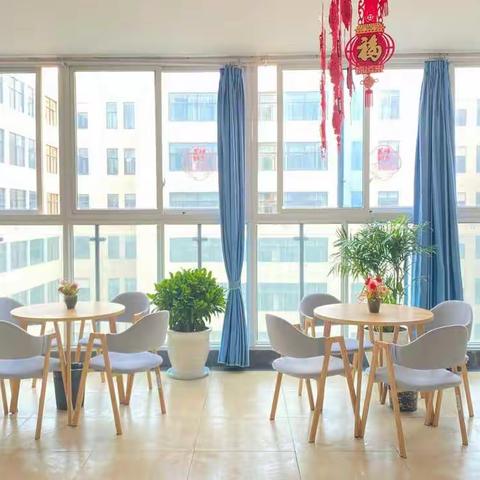 梓人医老年内分泌科老年活动室——让“夕阳红”丰富多彩