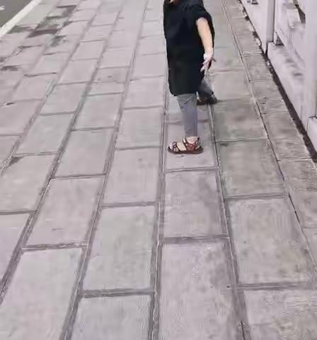 残酷的温柔的美篇