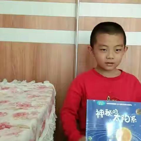 共同阅读·分享快乐—庆幼四园聪明豆班读书月活动（第十四篇）