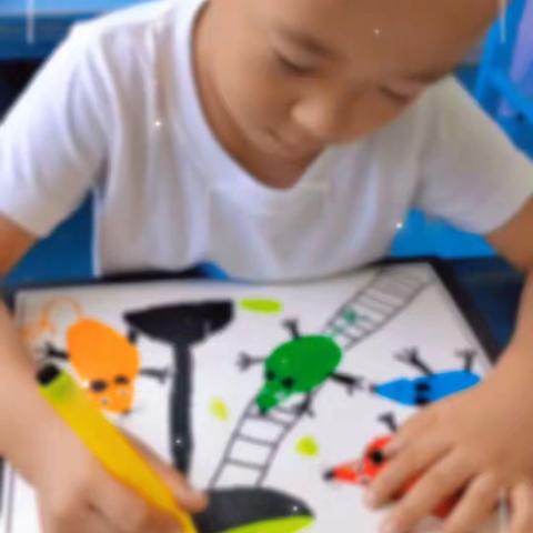 7月18日逸飞书画创意课堂《小老鼠上灯台》