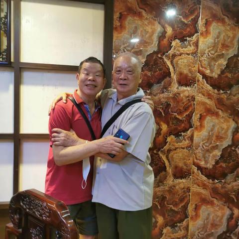 老师，您就像父亲！