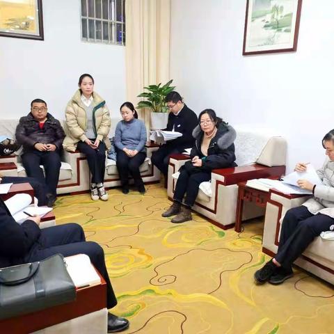 宿城新区支行利用周例会进行安保培训并学习安全周报