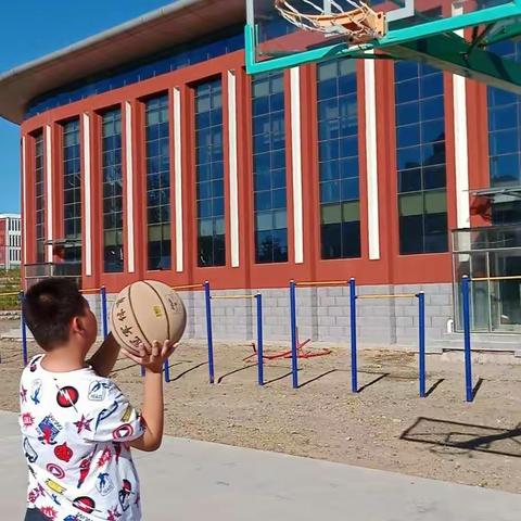 实验小学四年五班程子健