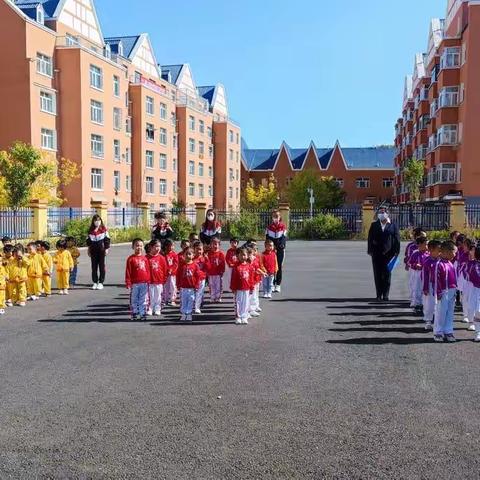 喜迎二十大，展望新学年——阿尔山市第三幼儿园2022年秋季开学典礼