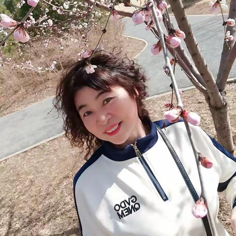 雨润桃花增喜色