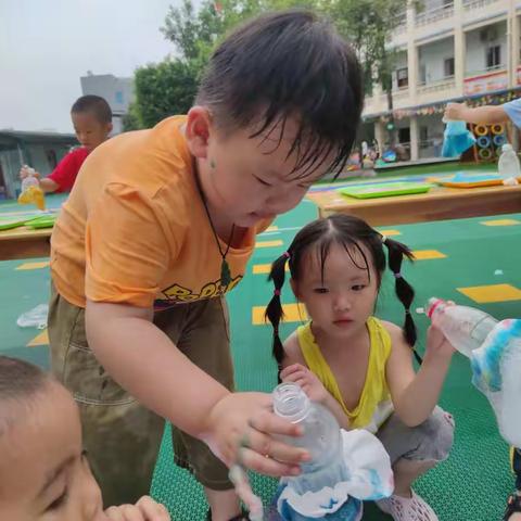 缤纷童年，多彩六一，粽享端午。—登龙桥小学附属幼儿园