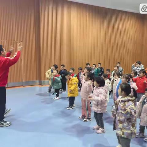 金鼎华府幼儿园中二班一周精彩回顾