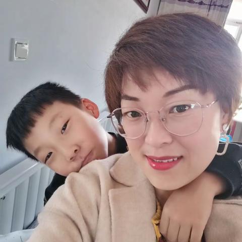 美女🤦‍♀️儿子