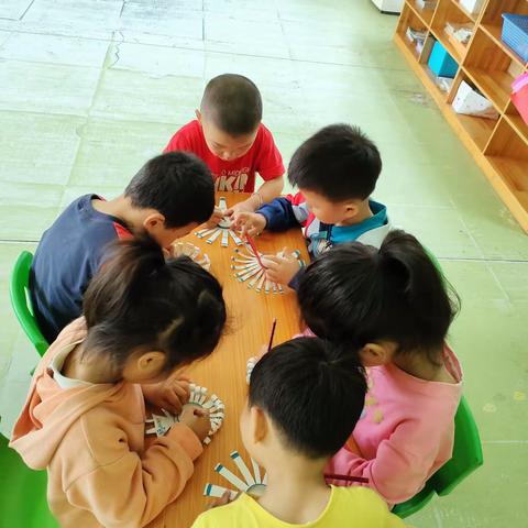 红领巾   ❤    心向党——漕河镇黄厂小学附属幼儿园