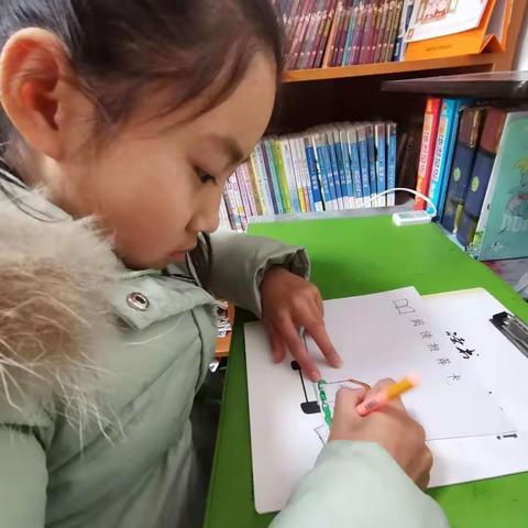 停课不停学-------用阅读点缀生活（副本）