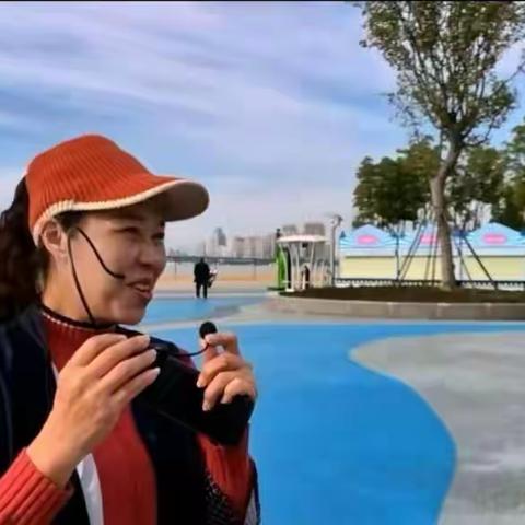 莫道桑榆晚，为霞尚满天