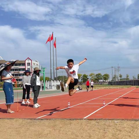 趣享运动，做阳光少年——岐岭完小代表队在镇运动会上喜获佳绩