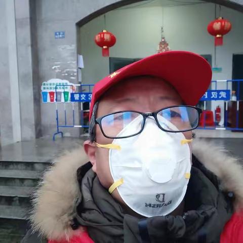 迎战疫情，共克时艰——舒坦教师志愿者在行动