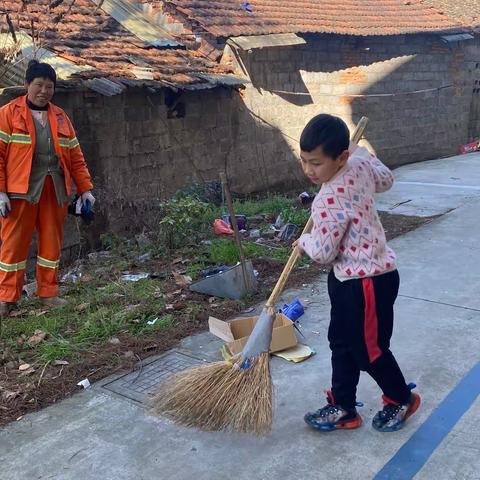 白龙桥第二小学三（2）班徐海航