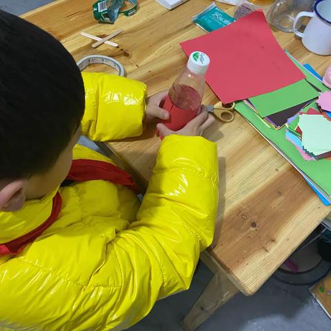 白龙桥第二小学 二（2）班 徐海航