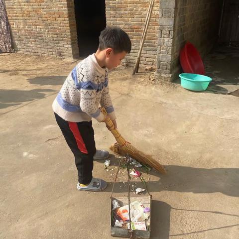 白龙桥第二小学三（2）班徐海航