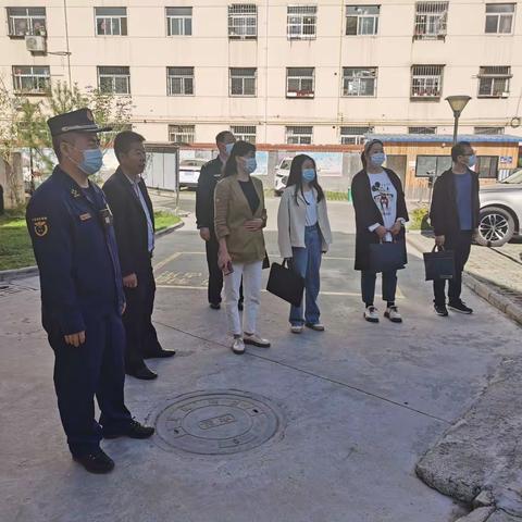 喜迎二十大 、全力保安全——麟游大队联合多部门开展住宅小区专项检查