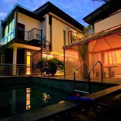 4房8床明月山溪泳池温泉别墅