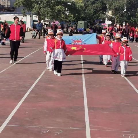 家家爱幼儿园亲子趣味运动会圆满结束了