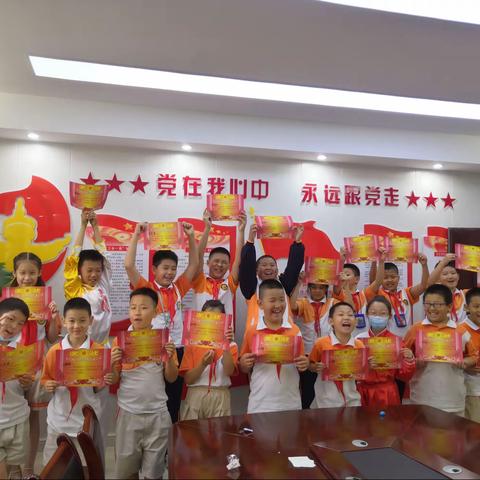 爱创客疯狂博士天王小学科学社团（星期四）