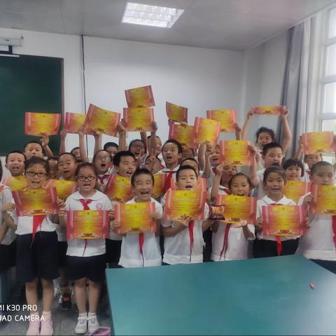 彩虹小学2021年度春季疯狂博士科学社团（中班）