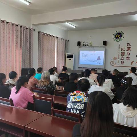 青田县海溪乡学校组织2022年山海协作教育对口支援暑期远程培训