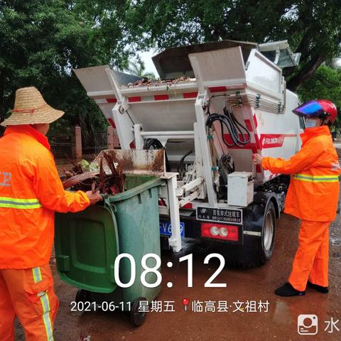 风里雨里，清扫保洁不停歇，雨停后环卫工作者迅速就位，保障环境卫生整洁