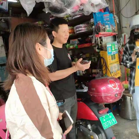 嘉华社区整改国贸一横路电动车乱停放占用盲道的问题情况