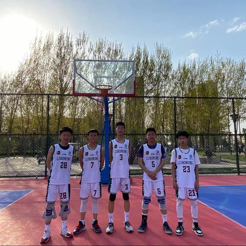 “我这该死的无处安放的魅力”——396班“校长杯”篮球🏀对抗赛