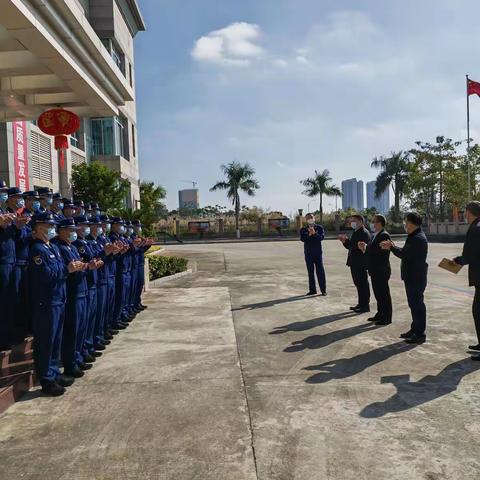 慰问送温暖，关爱传真情     电海街道领导春节走访慰问辖区派出所等单位