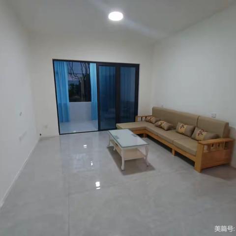 出租：🔑 碧桂园天誉洋房一楼 套三双卫年租金19200 冰箱 洗衣机 地暖都有，64017.666863