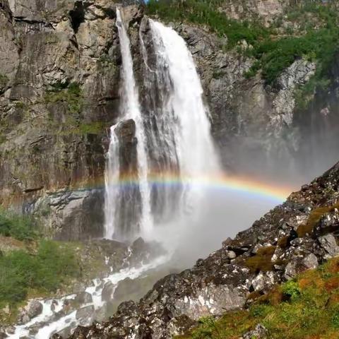 长治虹霓村—悬崖上的千年古村