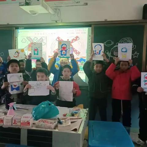 大庆坪学校小学社团美术🎨四年级二班、上课精彩瞬间！