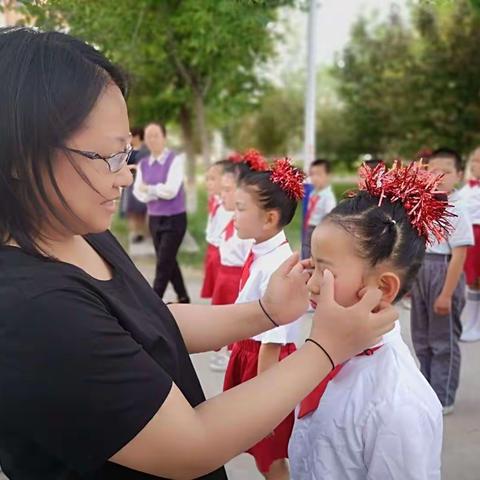 武术操比赛点滴记录—八十五团学校二年级活动纪实