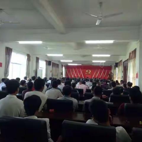 北大镇同林业局组织全镇护林协管员（生态补偿贫困户）进行集中培训