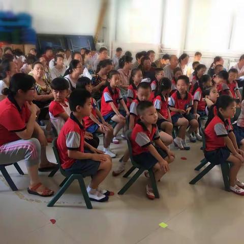 幼小衔接    让孩子顺利起飞      -------基地二幼大班幼小衔接活动（2）