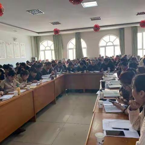 察布查尔县第三小学引领全县教师研讨数学复习课复习策略