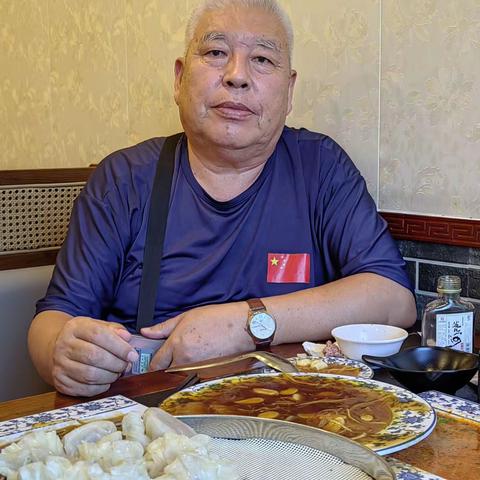 8.1-8.25阔别家乡五年的我，以70岁高龄，这次回老家看看战友同学朋友，感触颇深。