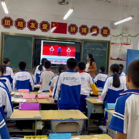 落实“双减”政策，聚焦高效课堂—屯昌思源实验学校小学英语教研活动