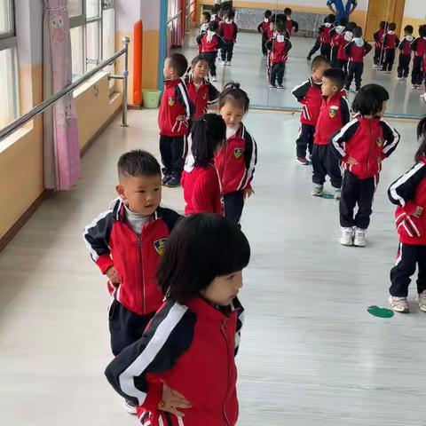 时代格林幼儿园小二班一周精彩回顾