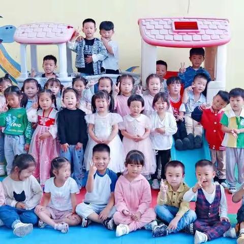 “拥抱新学期，放飞新梦想”——星光幼儿园中二班