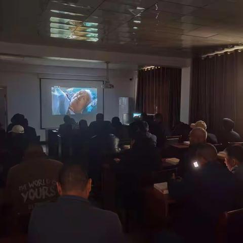 贤官镇下湾村党员活动日