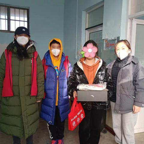 把爱带回家|开发区“希望小屋”春节送温暖持续进行